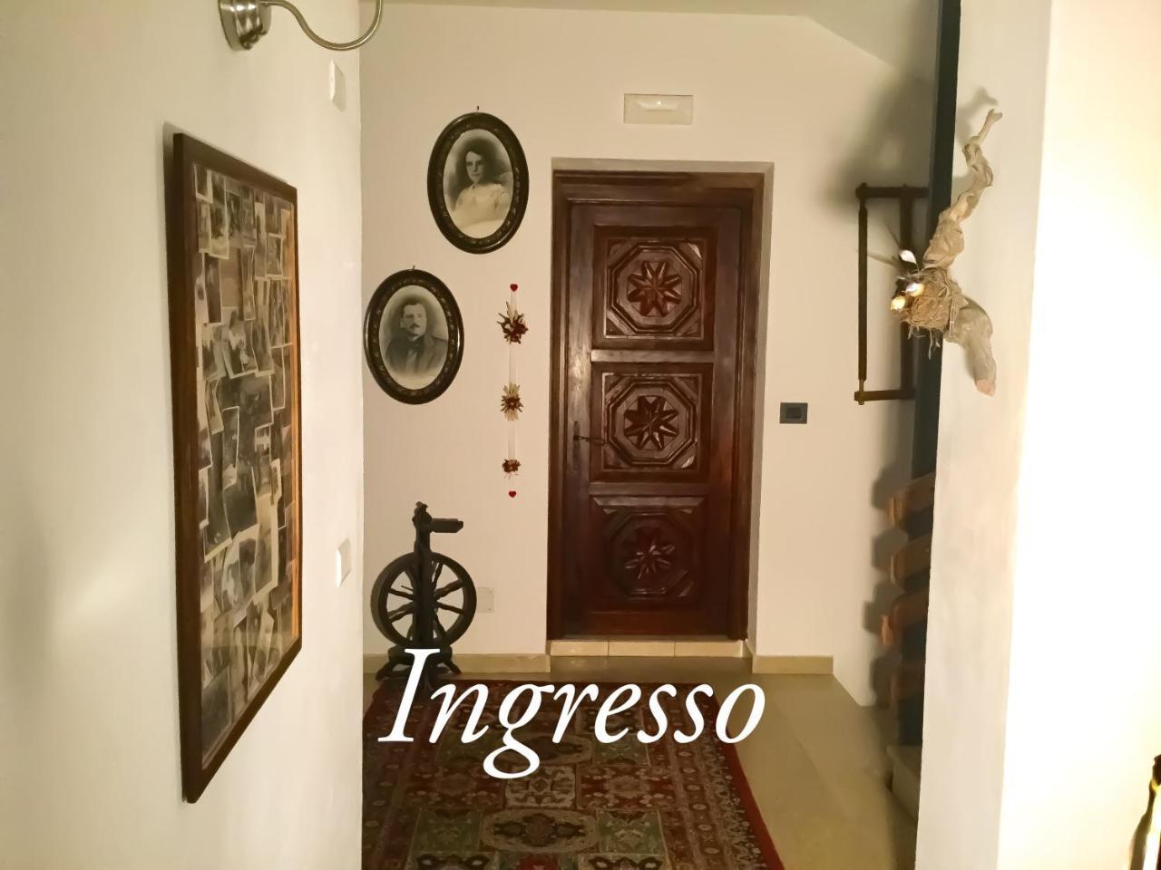 Chèvres à Cheval - Apartment Aosta Exterior foto